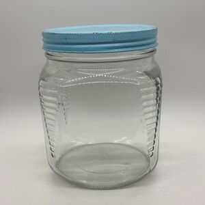 Osterizer VTG Blend N Store 8 oz textured glass jar